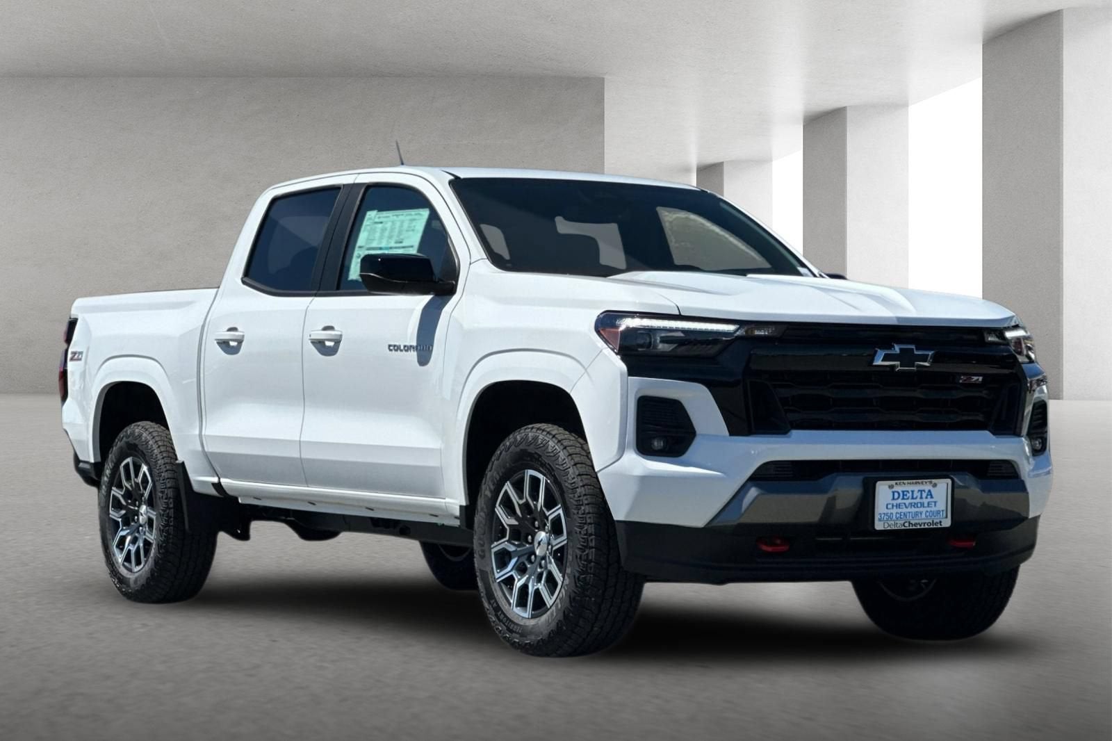 2026 Chevrolet Colorado Z71 in Summit White — front three-quarter view
